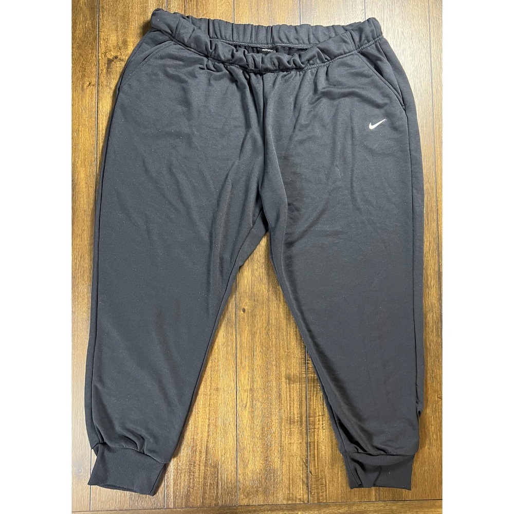 Nike Dri-FIT Womens XXL Black Cropped Joggers Capri Sweatpants Active Pockets